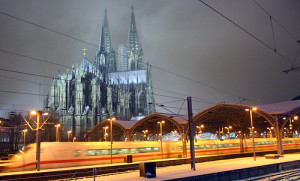 8741029727_651c225f44_Cologne-train-station