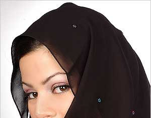 Muslim Centrefold Breaks Internet