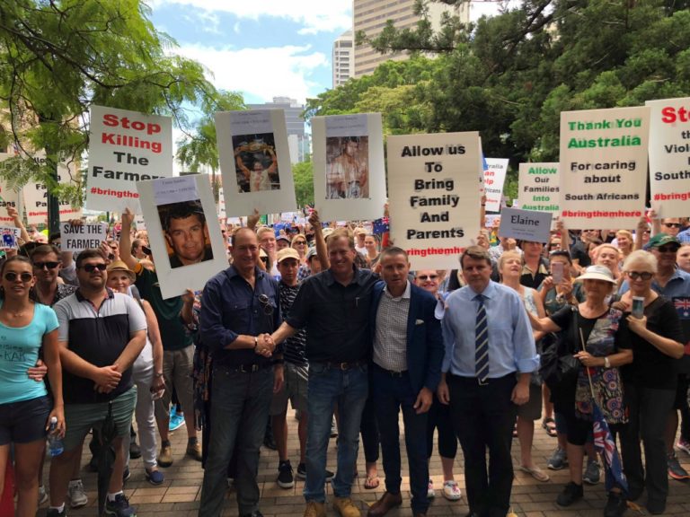 2000 attend Brisbane rally for white South African farmers