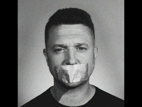 Australians rally for Tommy Robinson