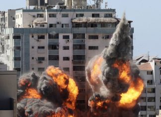 I stand with neither Palestine nor Israel: I stand with My People