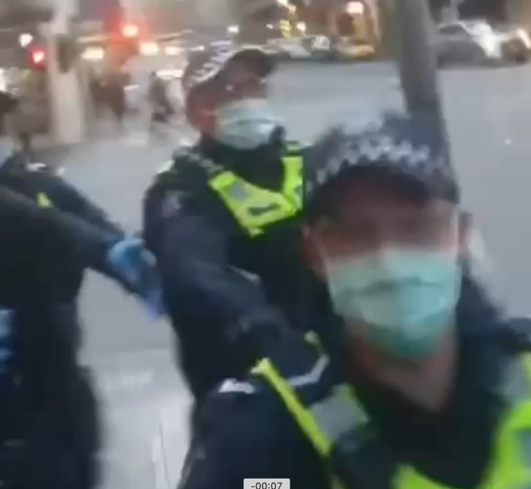 Melbourne: Police Zombie Rush Independent Journalist