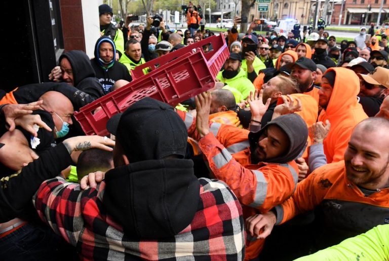 Australian construction workers riot