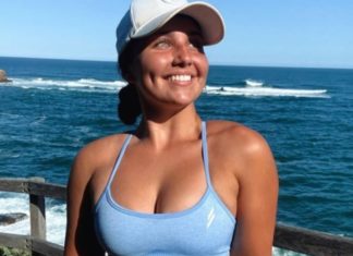 Pretty girl with nice boobs had adverse reaction to Pfizer so the media noticed