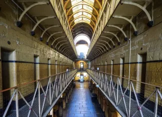 Victoria: 2 YEARS JAIL for Breaching Public Health Orders