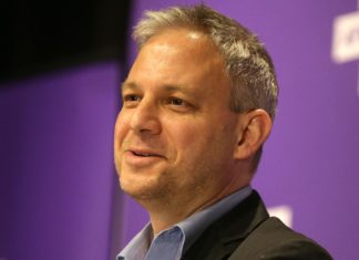 Brett Sutton Shits Himself On Camera Again