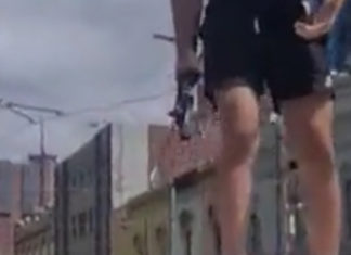 COMPOUND BOW AT VICTORIAN PARLIAMENT: Man Arrested