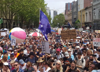 20,000 March in Melbourne Against Vaccine Mandate