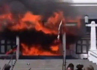 Aboriginal Terrorists Burn Old Parliament House: Australian Government refers to “Peaceful Protest”