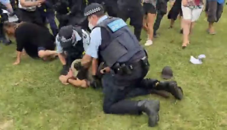 Canberra Chaos: Police attack peaceful protesters for no reason