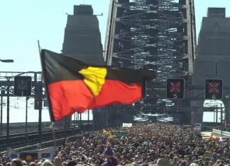 Sydney Harbour Bridge to get one $25 million dollar aboriginal flag