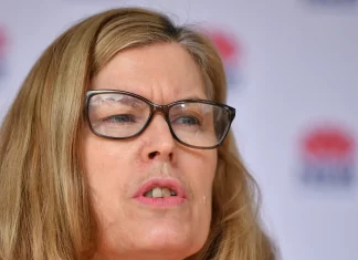 Kerry Chant Goes NUTS: “It’s 3 Doses Or More”