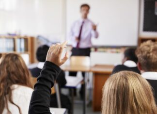 900 Pureblood Queensland Teachers’ Pay SLASHED