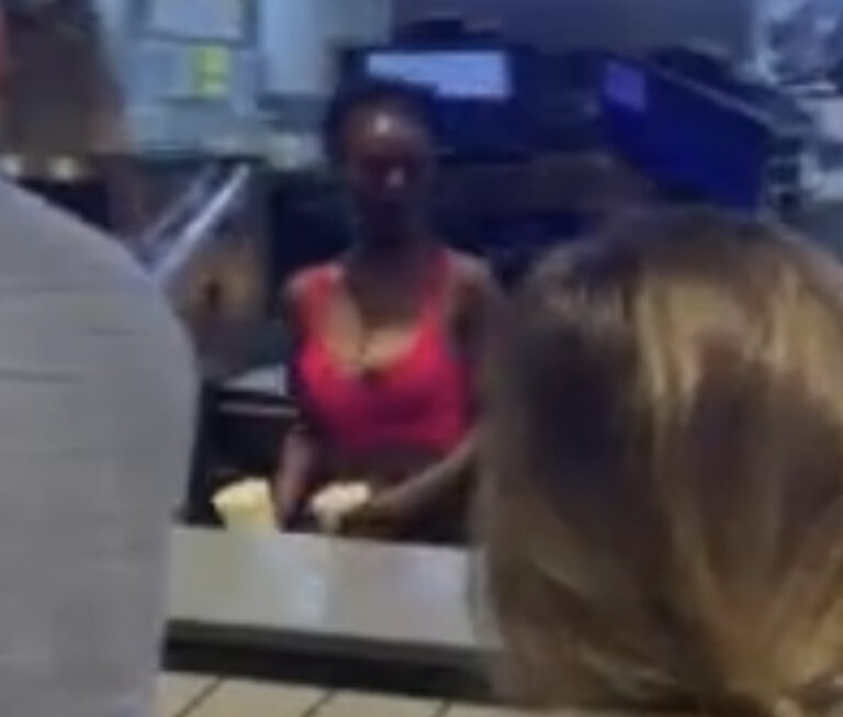 Sheboon steals food from McDonalds: White kids too scared to stop her