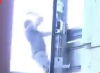 Melbourne man smashes camera in CBD