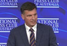 Liberal Party rearranges the deckchairs