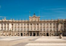 Restoration of the Catholic Monarchies has Nothing to do with Tradition